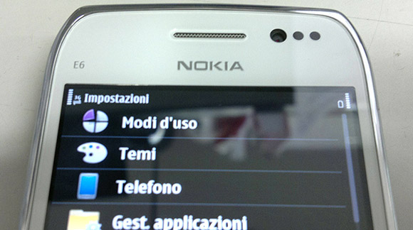 NokiaE6-00QWERTYmodelspyshotsleaked